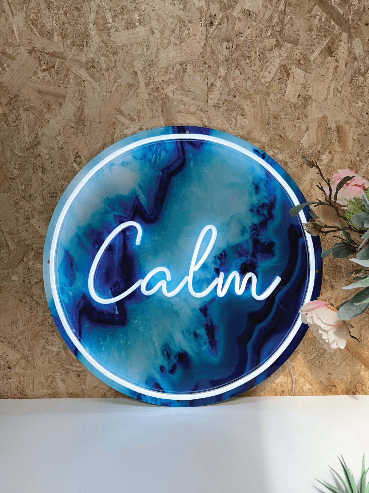 calm-neon-light-01