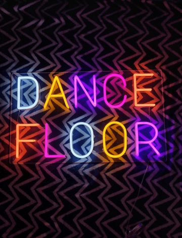 ** NEW ** DANCE FLOOR LED Neon Sign (70cm x 42cm)